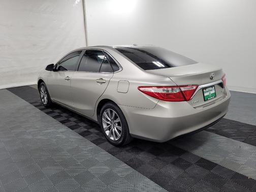 2016 Toyota Camry XLE