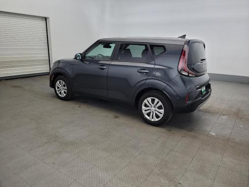 Gravity Gray 2025 Kia Soul LX