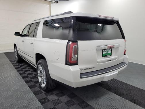 2017 GMC Yukon XL Denali