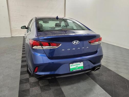 2018 Hyundai SONATA SEL