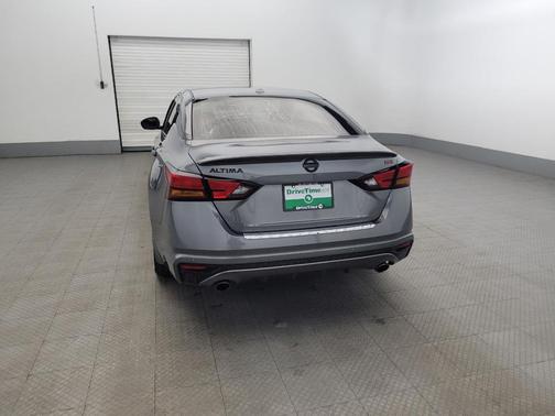 2022 Nissan Altima SR FWD