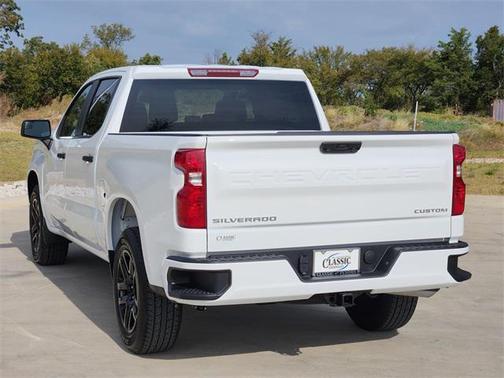 2026 Chevrolet Silverado 1500 Custom