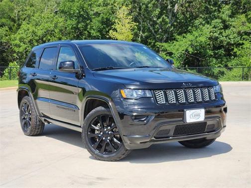 2022 Jeep Grand Cherokee Laredo