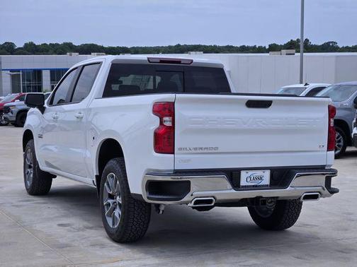 Summit White 2026 Chevrolet Silverado 1500 LT