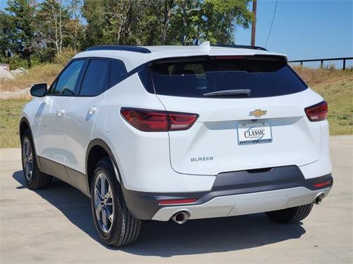 2025 Chevrolet Blazer 2LT