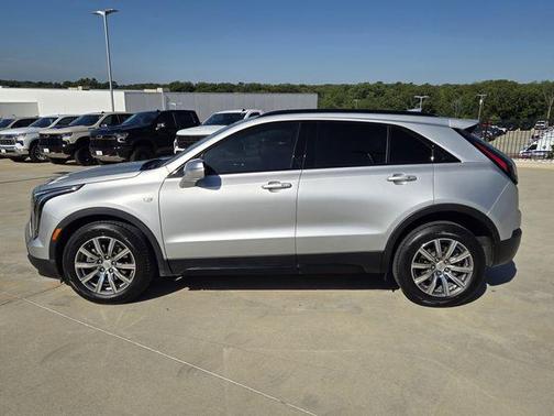 Radiant Silver Metallic 2022 Cadillac XT4 Sport