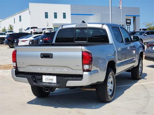 2022 Toyota Tacoma SR