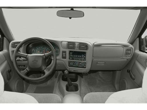 2002 Chevrolet S-10 Base