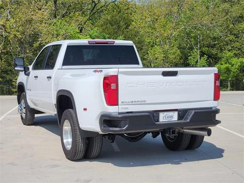 2025 Chevrolet Silverado 3500 WT