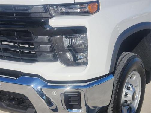 2025 Chevrolet Silverado 2500 WT