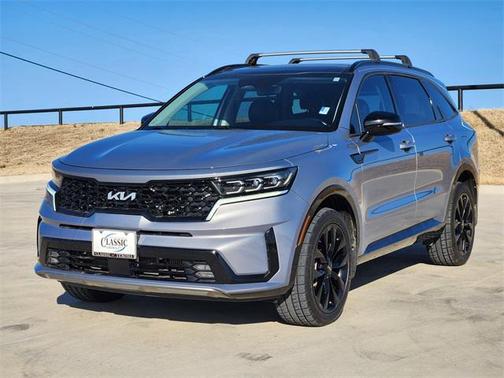 2022 Kia Sorento SX