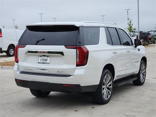 2021 GMC Yukon SLT