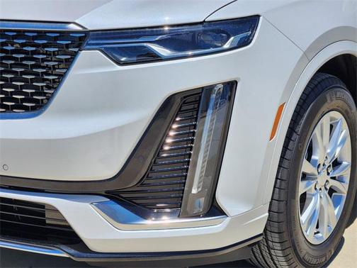 2025 Cadillac XT6 Luxury FWD