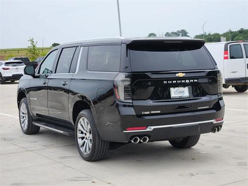 2025 Chevrolet Suburban Premier