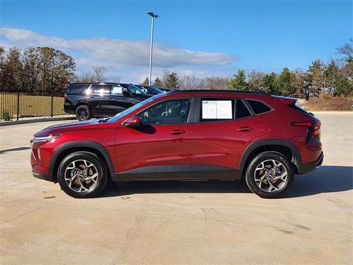 2024 Chevrolet Trax LT