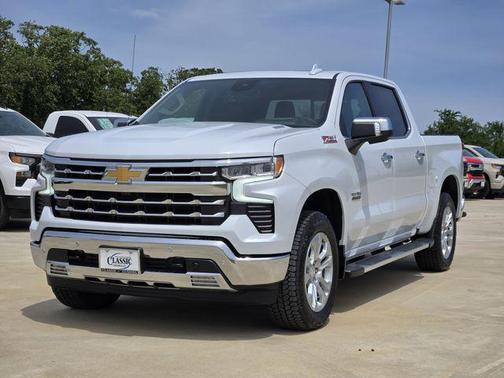 Polar White Tricoat 2026 Chevrolet Silverado 1500 LTZ