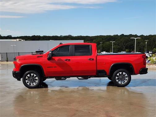 2024 Chevrolet Silverado 2500 Custom