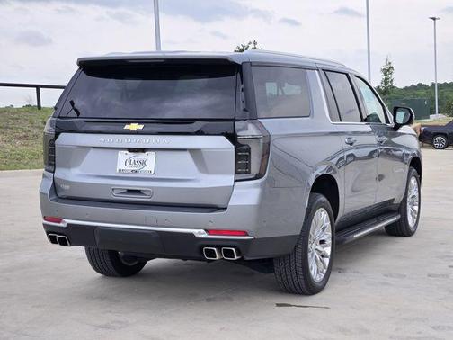 Sterling Gray Metallic 2025 Chevrolet Suburban 4WD High Country