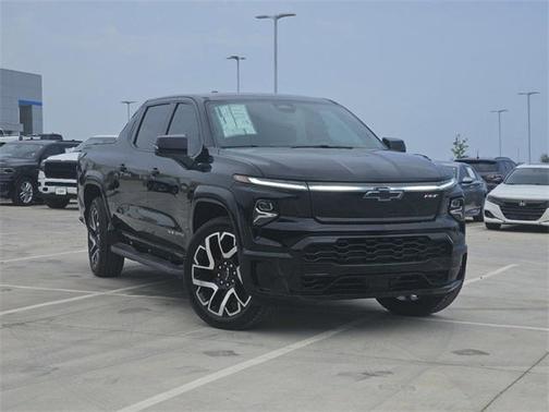 2024 Chevrolet Silverado EV RST