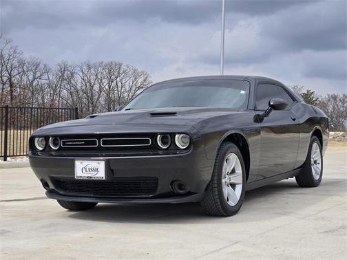 2023 Dodge Challenger SXT
