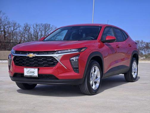 2026 Chevrolet Trax LS