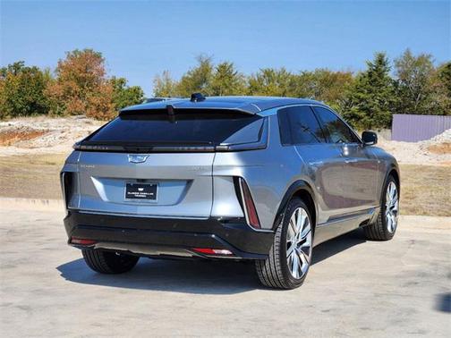 2024 Cadillac LYRIQ Luxury