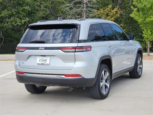 2022 Jeep Grand Cherokee 4xe Base