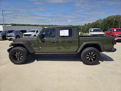 Sarge Green Clearcoat 2022 Jeep Gladiator Rubicon