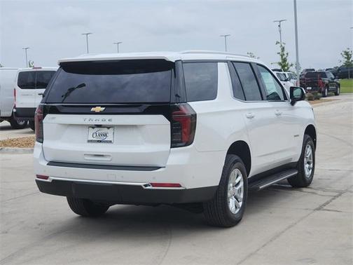 2025 Chevrolet Tahoe LS
