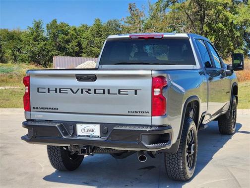 2026 Chevrolet Silverado 2500 Custom