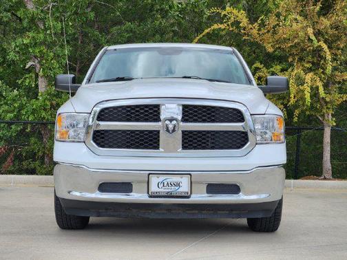 Bright White Clearcoat 2021 RAM 1500 Classic SLT