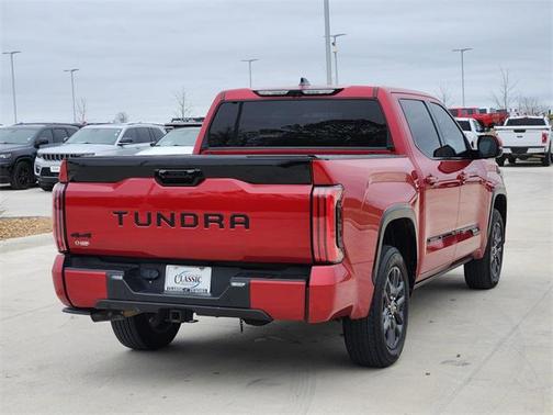 2022 Toyota Tundra Hybrid Platinum