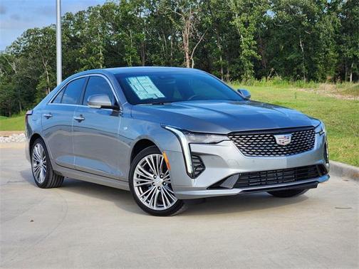 2025 Cadillac CT4 Premium Luxury RWD