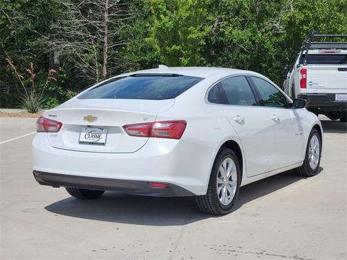 2020 Chevrolet Malibu FWD LT