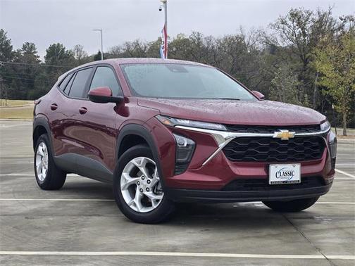 2024 Chevrolet Trax LS