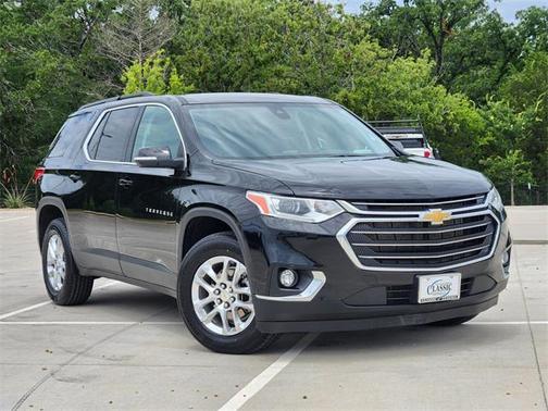 2021 Chevrolet Traverse LT Leather