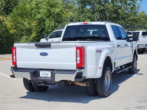 2023 Ford F-350 XLT