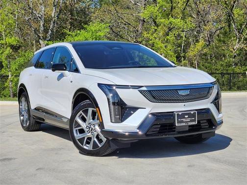2025 Cadillac OPTIQ Luxury