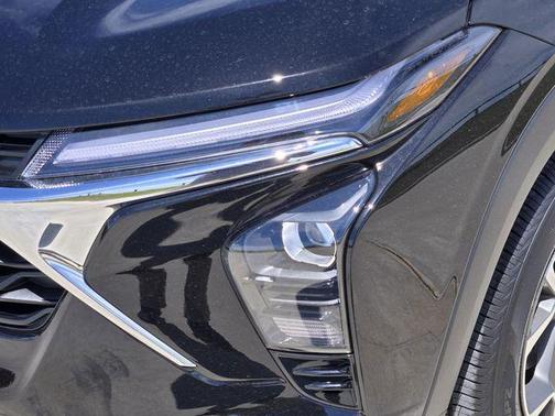 Black 2026 Chevrolet Trax LT