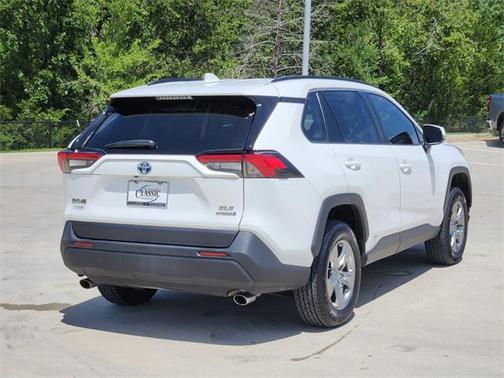2023 Toyota RAV4 Hybrid XLE