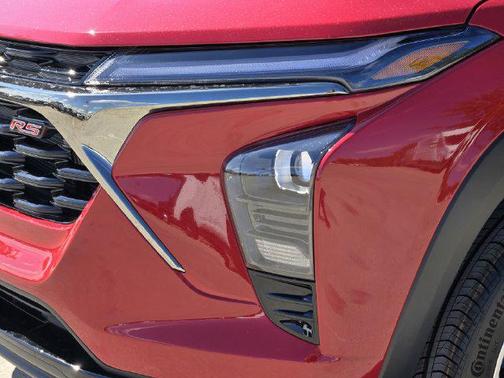 Apex Red 2026 Chevrolet Trax FWD 2RS