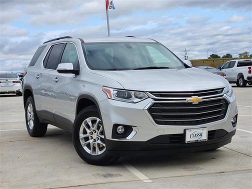 2021 Chevrolet Traverse LT Cloth