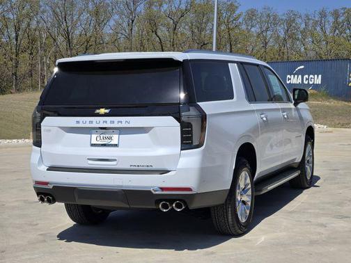 Polar White Tricoat 2026 Chevrolet Suburban Premier