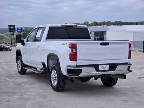 Summit White 2024 Chevrolet Silverado 2500 LT