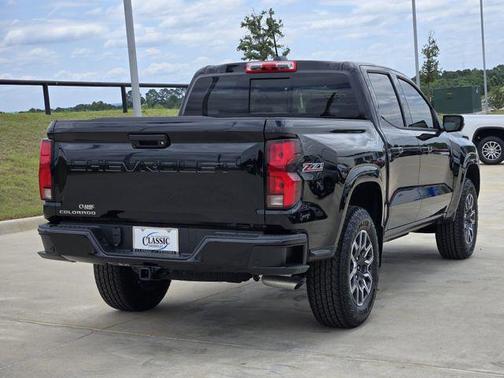 Black 2026 Chevrolet Colorado Z71