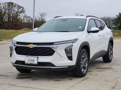 2024 Chevrolet Trax LT