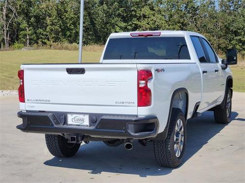 2025 Chevrolet Silverado 2500 Custom
