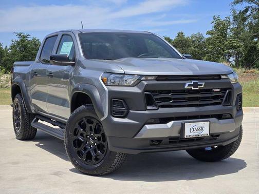 Sterling Gray Metallic 2026 Chevrolet Colorado Trail Boss