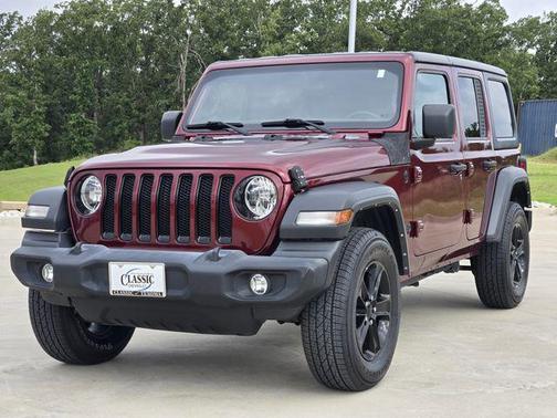 Snazzberry Pearlcoat 2022 Jeep Wrangler Unlimited Sport Altitude