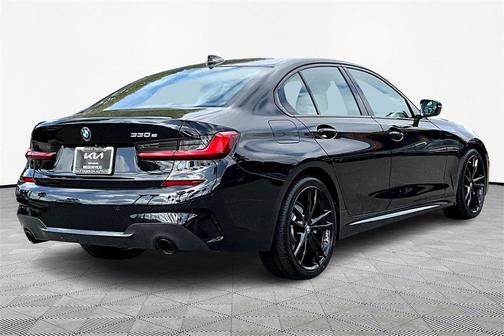 2021 BMW 330e Base